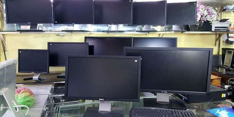 مزایای خرید مانیتور استوک